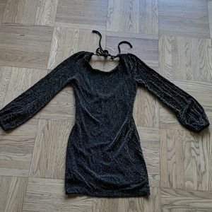 Bell sleeve shimmer mini